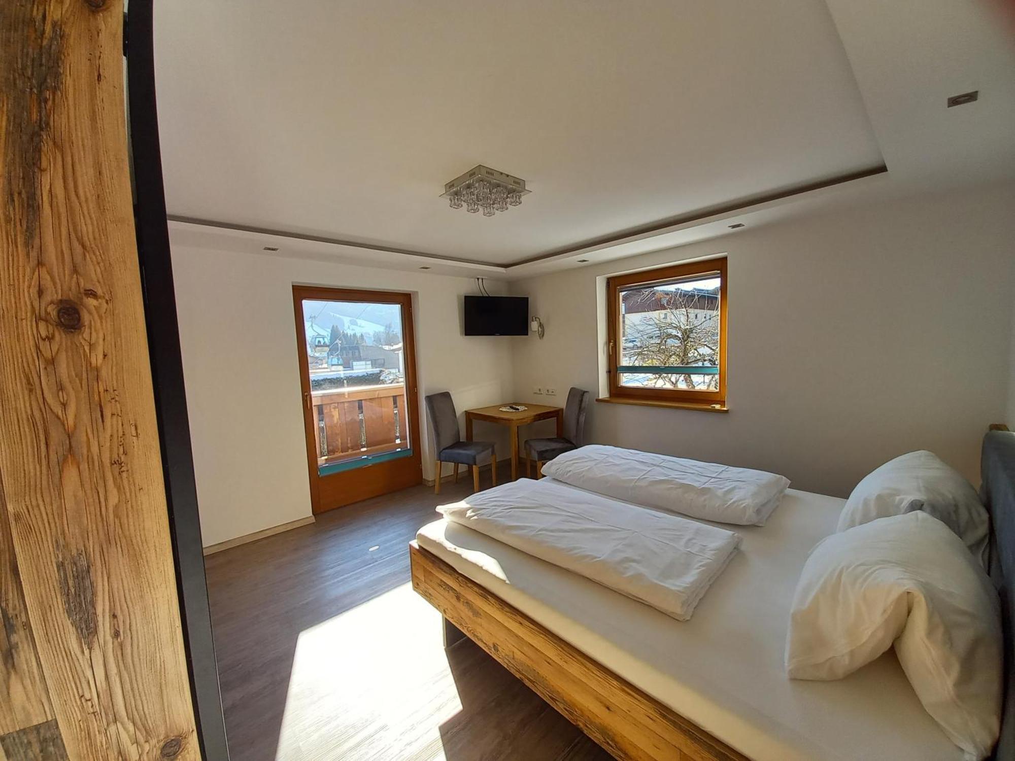 فندق Haus Scharler, Talstation Neukirchen am Großvenediger المظهر الخارجي الصورة