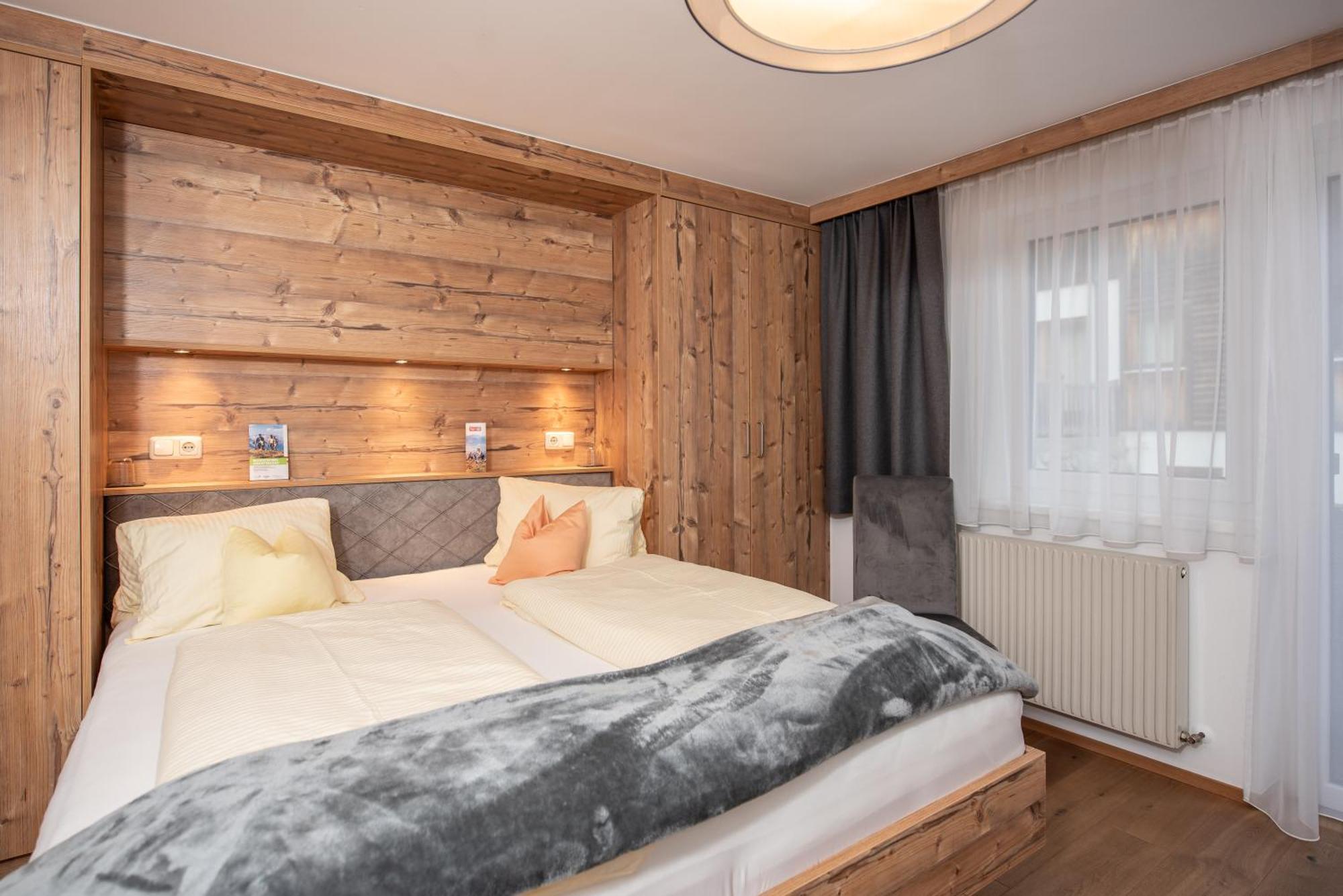 فندق Haus Scharler, Talstation Neukirchen am Großvenediger المظهر الخارجي الصورة